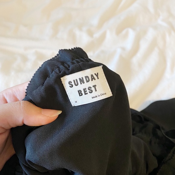 Sunday Best Blixen Dress - Picture 3 of 7